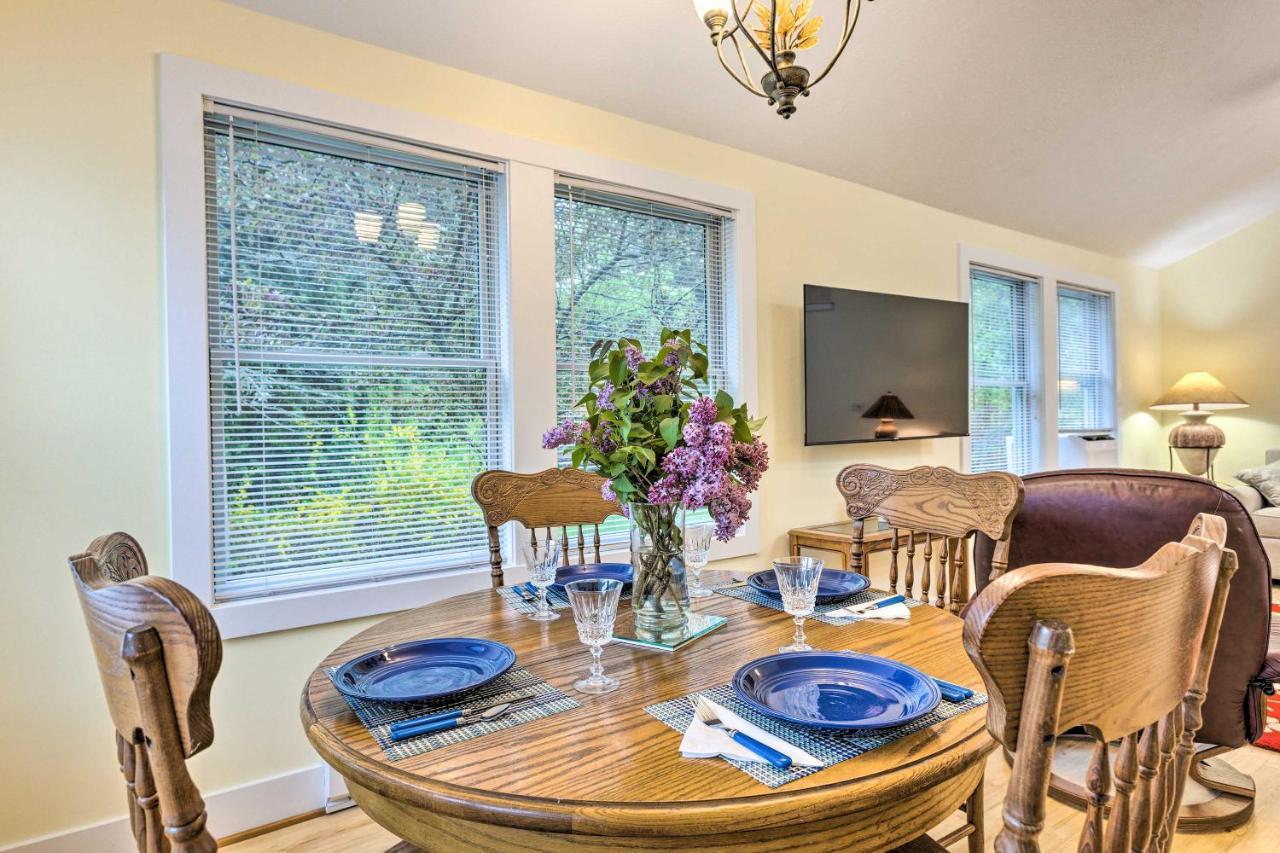 Charming Retreat Near Downtown Frankfort And Beaches Eksteriør billede