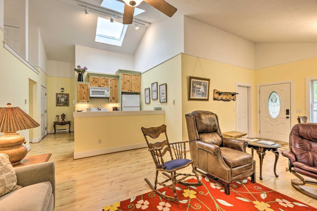 Charming Retreat Near Downtown Frankfort And Beaches Eksteriør billede